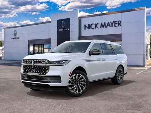 New 2027 Lincoln Navigator Black Label AWD/4WD image 2