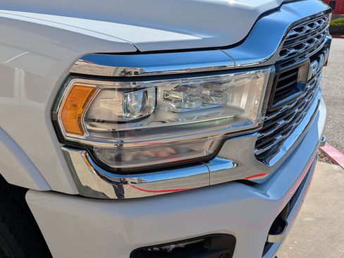 Used 2020 RAM 2500 Limited AWD/4WD image 11