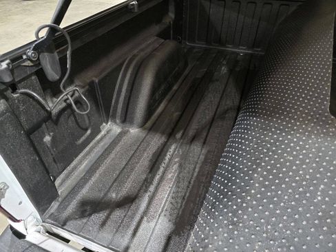 Used 2005 Chevrolet Silverado 1500 4x4 Crew Cab w/ Safe And Sound Package image 55