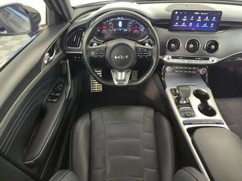 Used 2023 Kia Stinger GT2 RWD image 14