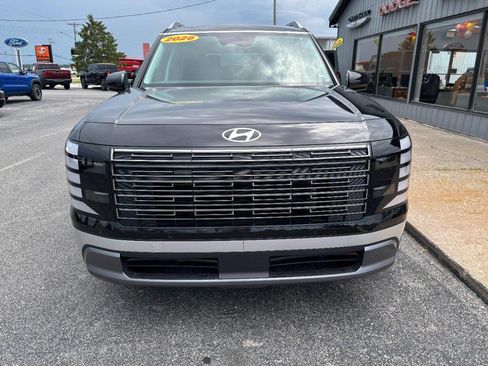 Used 2026 Hyundai Palisade SEL FWD image 9