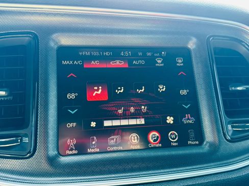 Used 2015 Dodge Challenger R/T Plus RWD image 26