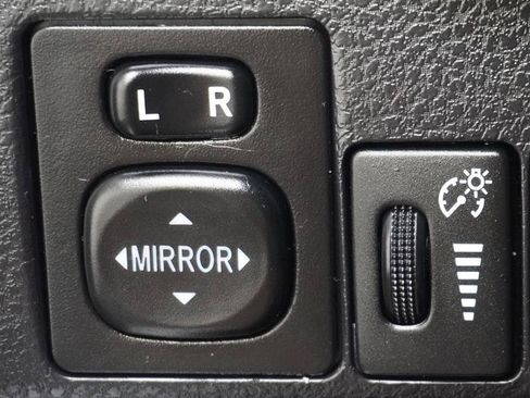 Used 2019 Toyota Corolla LE FWD image 24