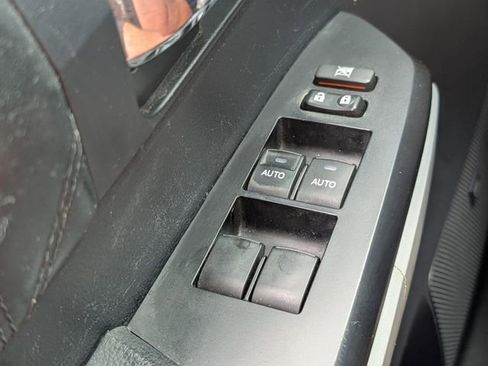 Used 2018 Toyota Tundra Platinum image 37