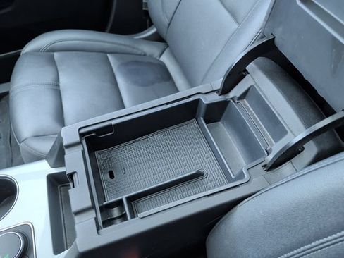 Used 2022 Chevrolet Blazer LT FWD image 25