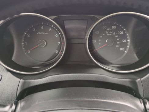 Used 2012 Hyundai Tucson GLS image 30