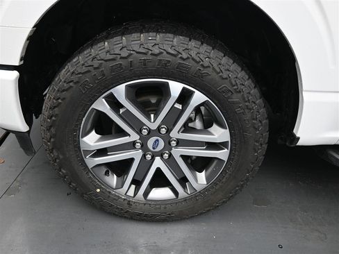 Used 2021 Ford F150 XL w/ STX Appearance Package image 18