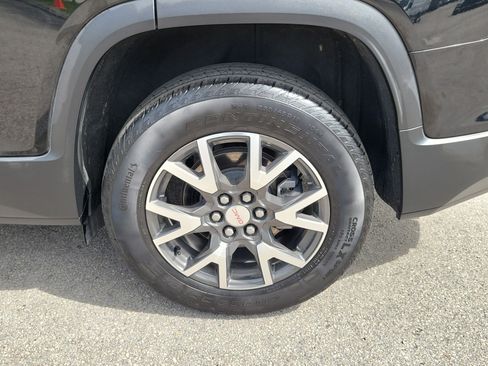 Used 2023 GMC Acadia SLE w/ Driver Convenience Package FWD image 27