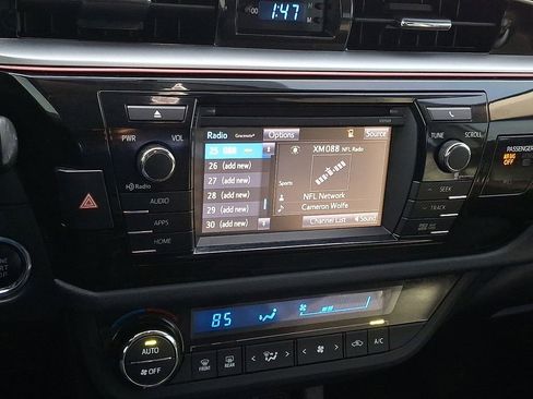 Used 2016 Toyota Corolla S Special Edition image 17