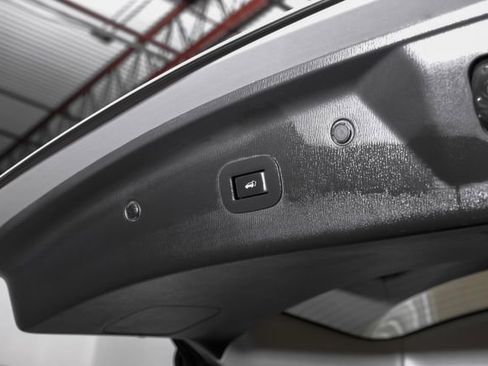 Used 2018 INFINITI QX80 2WD w/ Driver Assistance Package image 47