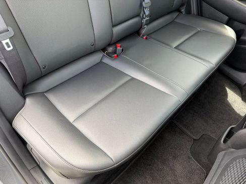 Used 2024 Hyundai Kona Limited FWD image 42
