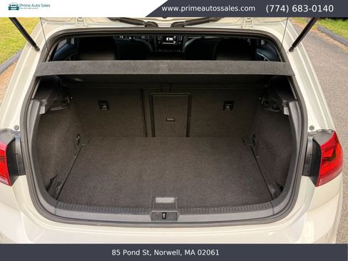 Used 2017 Volkswagen Golf 4-Door AWD/4WD image 21