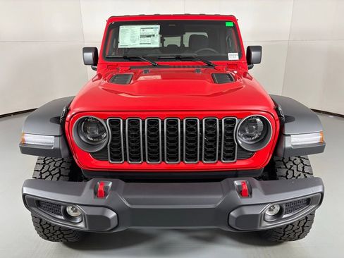 New 2026 Jeep Gladiator Rubicon AWD/4WD image 3