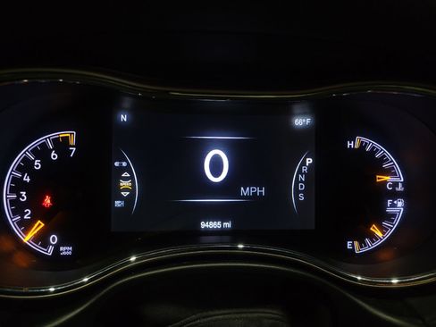 Used 2015 Jeep Grand Cherokee Laredo w/ Quick Order Package 23E image 23