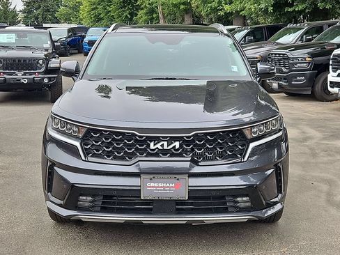 Used 2023 Kia Sorento EX w/ Panoramic Sunroof Package AWD/4WD image 2