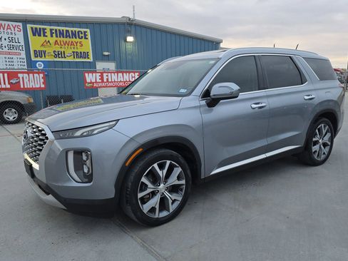 Used 2020 Hyundai Palisade SEL image 2