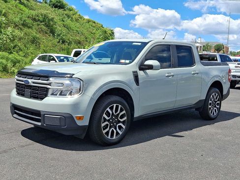 Used 2022 Ford Maverick Lariat w/ Lariat Luxury Package FWD image 3
