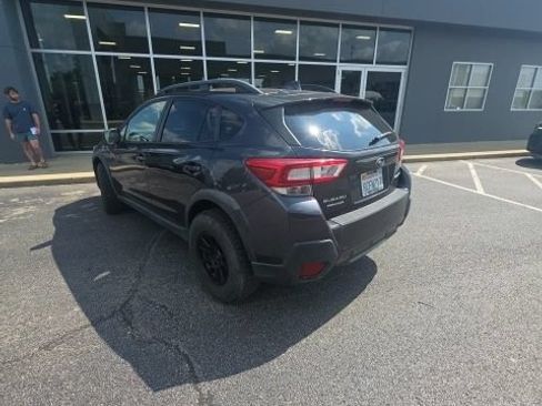 Used 2018 Subaru Crosstrek 2.0i Premium AWD/4WD image 9