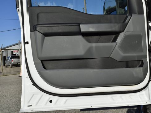 Used 2025 Ford F250 XLT w/ FX4 Off-Road Package image 34