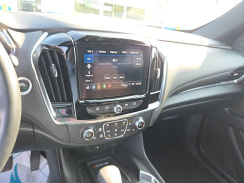 Used 2023 Chevrolet Traverse LT w/ LPO, Floor Liner Package AWD/4WD image 16