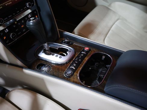 Used 2013 Bentley Continental GT w/ Color Specification Pkg image 20