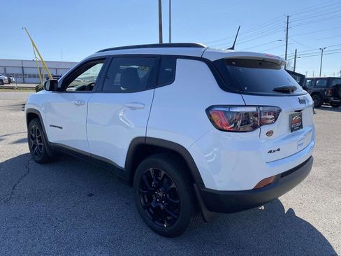 New 2026 Jeep Compass Latitude image 4