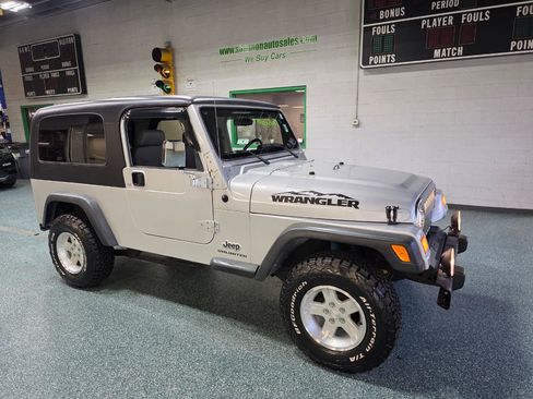 Used 2006 Jeep Wrangler Unlimited AWD/4WD image 4