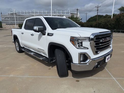 Used 2020 GMC Sierra 1500 SLT RWD image 9