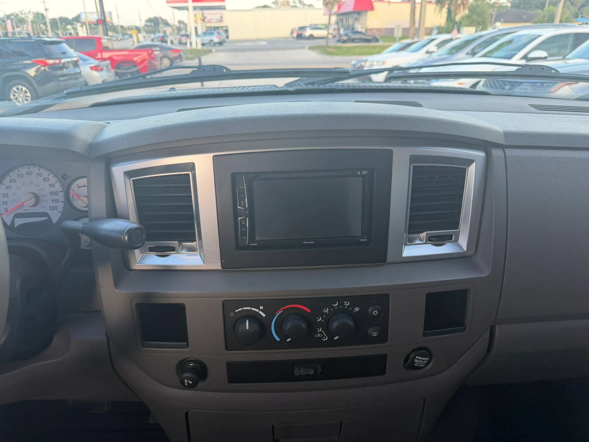 Used 2008 Dodge Ram 1500 Truck SLT w/ Trailer Tow Group RWD image 12