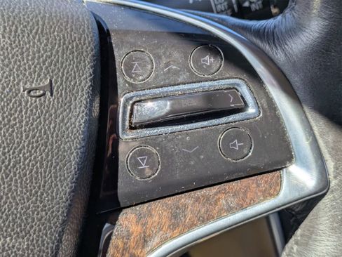 Used 2013 Cadillac XTS Luxury w/ Driver Awareness Package image 8