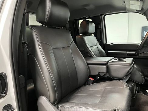 Used 2014 Ford F250 Lariat w/ Lariat Interior Package AWD/4WD image 53