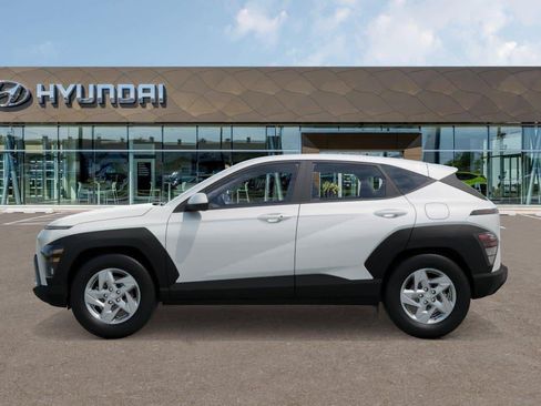 Used 2026 Hyundai Kona SE FWD image 5
