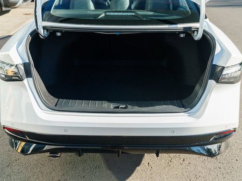 New 2026 Nissan Sentra SR w/ SR Premium Package FWD image 8