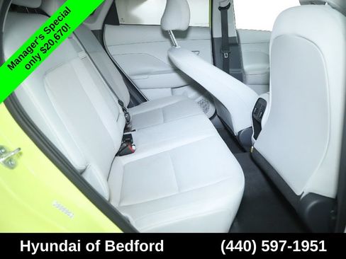 Used 2024 Hyundai Kona SEL AWD/4WD image 34