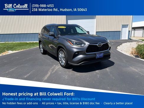 Used 2022 Toyota Highlander Limited AWD/4WD image 1