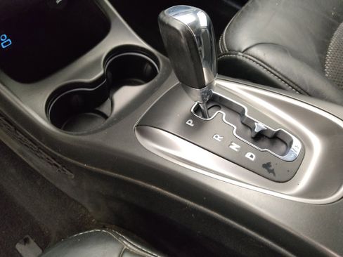 Used 2020 Dodge Journey Crossroad FWD image 26