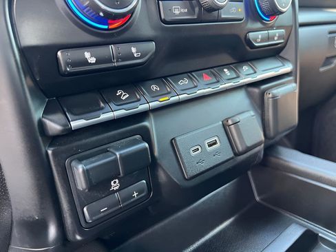 Used 2021 Chevrolet Silverado 1500 LT Trail Boss w/ Convenience Package II image 59