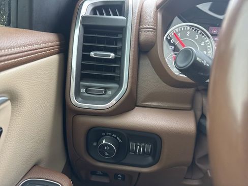 Used 2020 RAM 1500 Laramie image 19