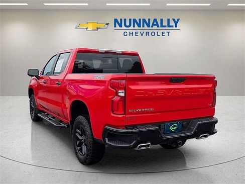 Used 2023 Chevrolet Silverado 1500 LT Trail Boss w/ Convenience Package II image 3