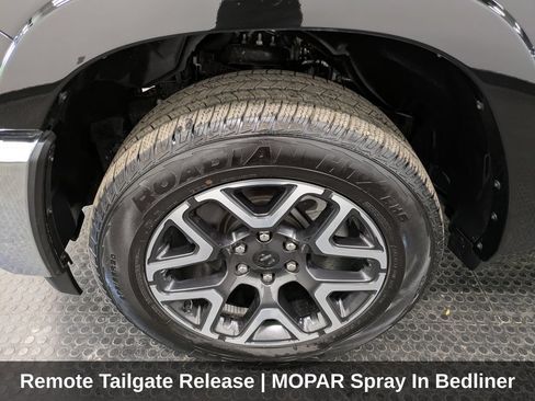 Used 2025 RAM 1500 Laramie w/ Bed Utility Group AWD/4WD image 9