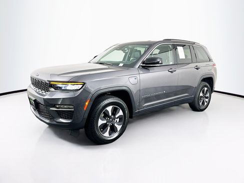 Used 2022 Jeep Grand Cherokee Limited 4xe AWD/4WD image 3