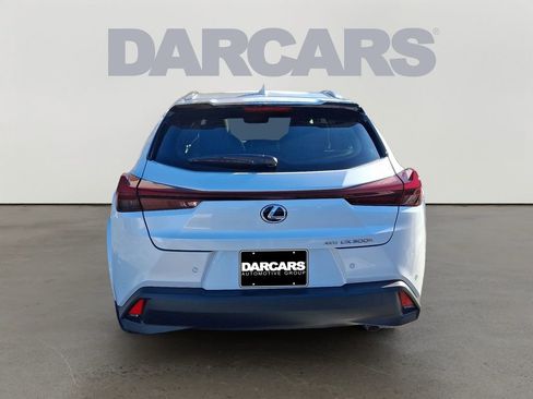 Certified 2025 Lexus UX 300h AWD w/ Accessory Package (Z1) image 5