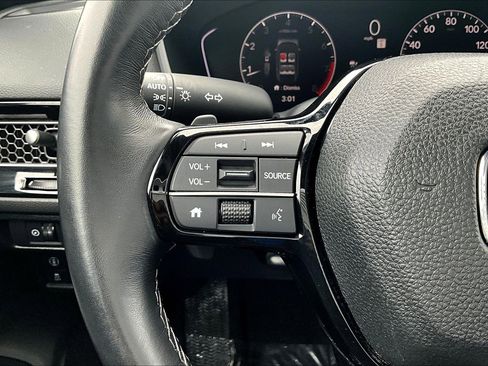 Used 2023 Honda Civic Sport image 19