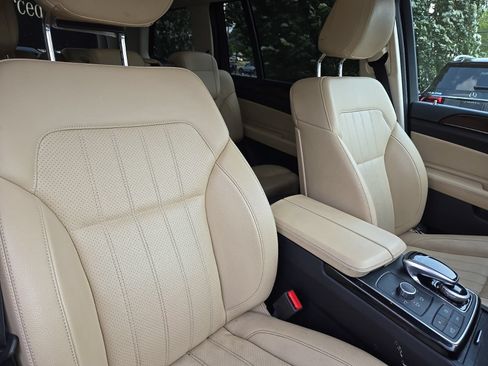 Certified 2019 Mercedes-Benz GLS 450 4MATIC image 13