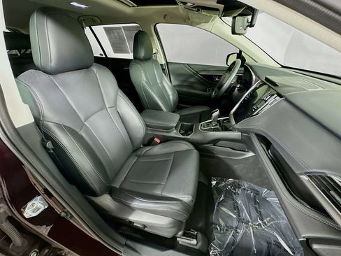 Certified 2025 Subaru Outback Limited AWD/4WD image 36