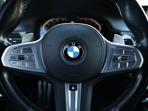 Used 2022 BMW 750i xDrive w/ Luxury Rear Seating Package image 36