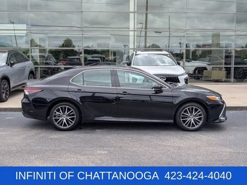 Used 2023 Toyota Camry XLE FWD image 8