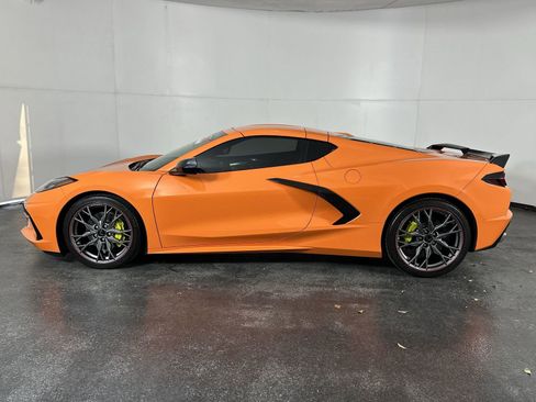 Used 2024 Chevrolet Corvette Stingray Preferred Cpe w/ 2LT image 8