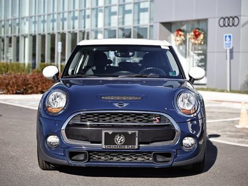 Used 2017 MINI Cooper S image 13