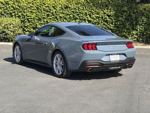 Used 2024 Ford Mustang GT Premium image 4